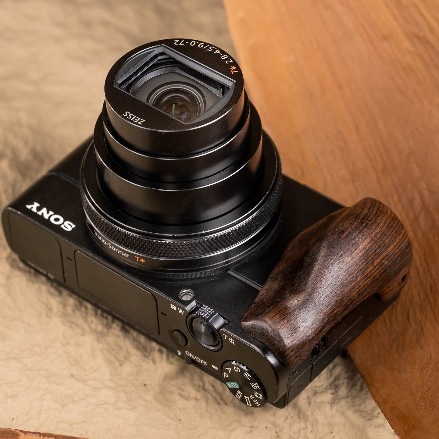 Sony RX100M7 Sandalwood Grip Enhances Camera Grip Solid Wood